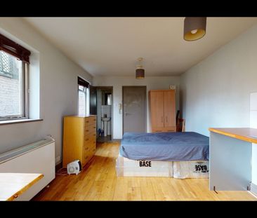 Studio Flat, Kilburn High Road, NW6 - Photo 5