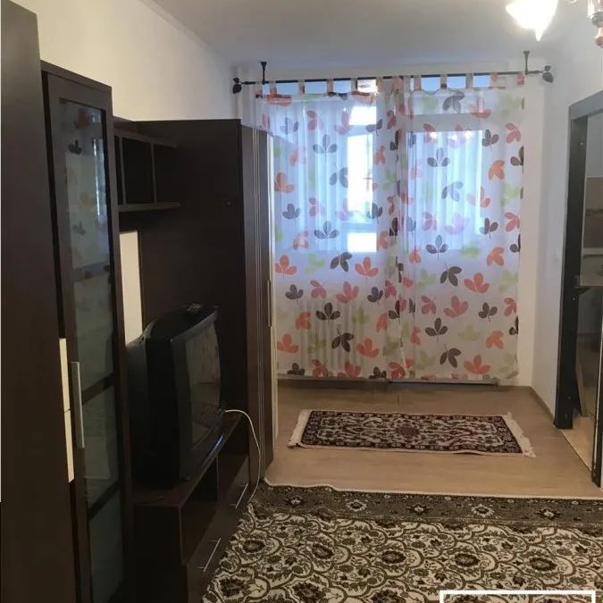 Apartament 1 camera, Podul de Piatra - Photo 1