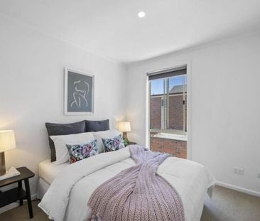 Unit 2/11 Little Clyde Street, Soldiers Hill - Photo 4