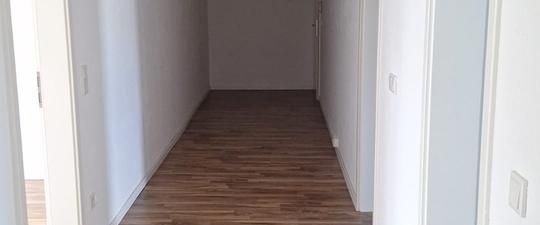 NEU SANIERT / BLICK INS GRÜNE / ZENTRAL IN GUTER LAGE - Photo 1