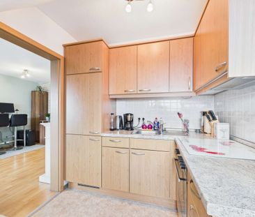 Helle 2-Raum-Wohnung mit Garage und Einbauküche in Auerbach - Photo 4