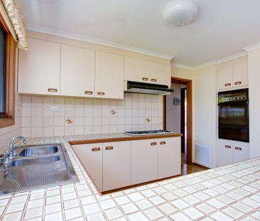 Spacious, Tidy & Ready To Go - Photo 3