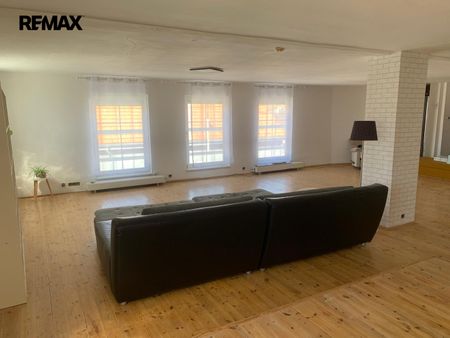 Pronájem bytu 2+1 v osobním vlastnictví 137 m², Kladno - Photo 2