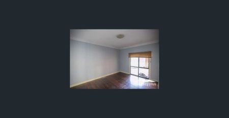 Family Home with Pool - Photo 4