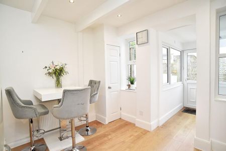 2 bedroom terraced house to rent - Photo 3