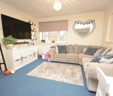 2 bedroom maisonette to rent - Photo 4