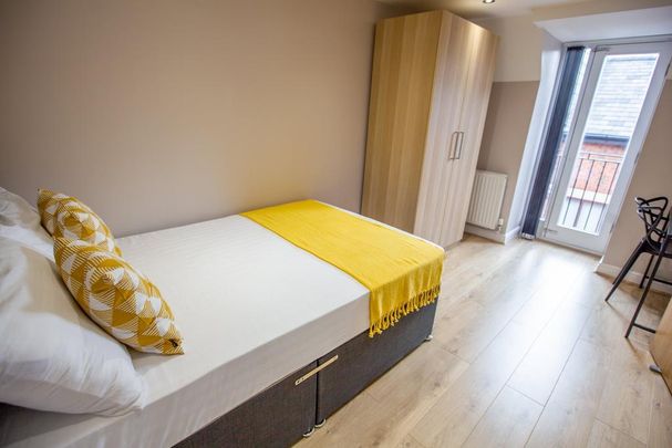 1 bedroom in a house share to rent - Photo 1