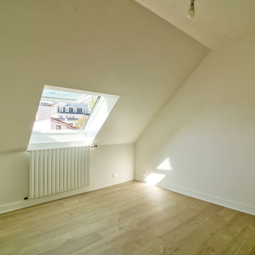 Location maison 7 pièces, 127.35m², Antony - Photo 1