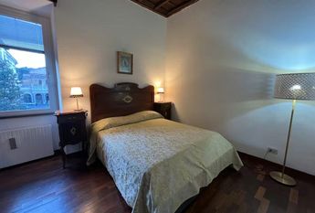 Via di San Calisto, Rome, Lazio 00153