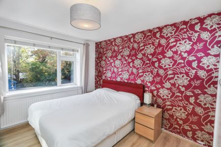 Hook Road, Surbiton, KT6 - Photo 3