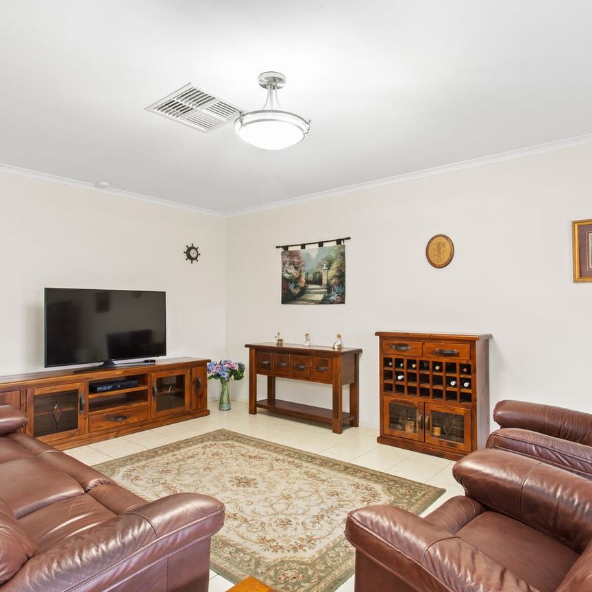 Coastal Living in Beautiful Aldinga Beach! - Photo 1