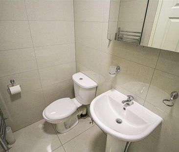 Studio to rent - Photo 6