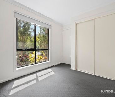 4 Lithgow Way, MOOROOLBARK - Photo 5