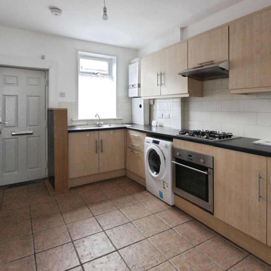 2 bedroom House To Let - Photo 1