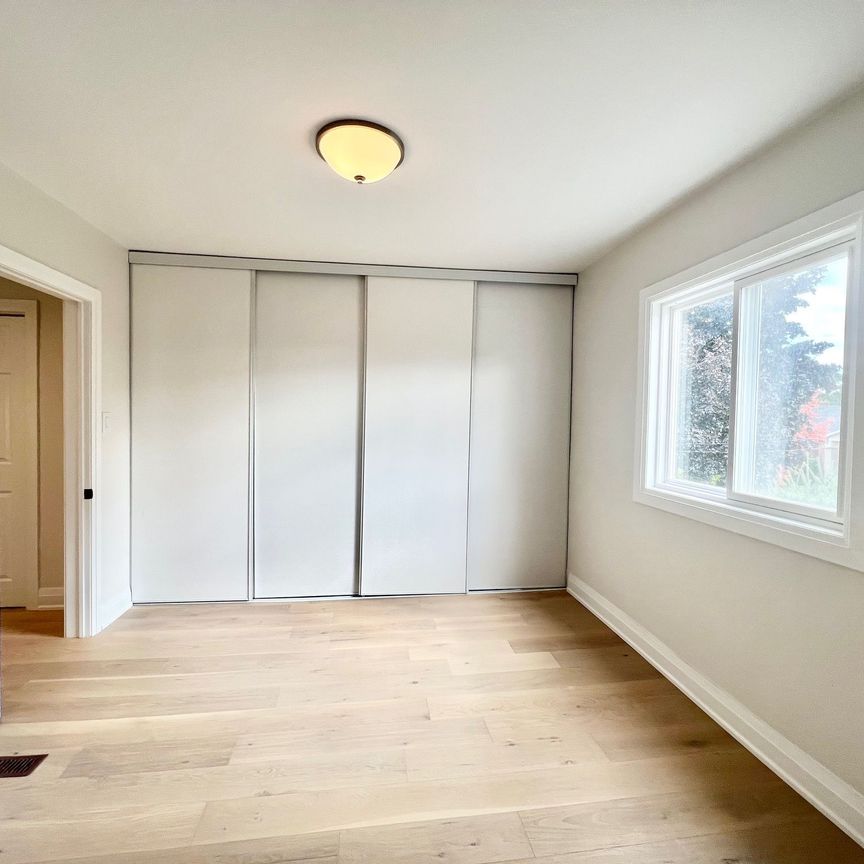 For Lease - 4 Sutherland Avenue Unit# 2nd Flr, Toronto, Ontario - Photo 1