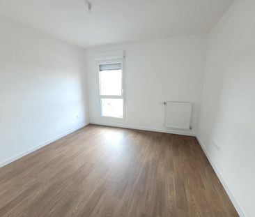 location Appartement T2 DE 44.01m² À ARMENTIERES - Photo 4