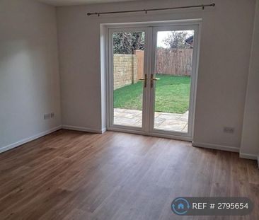 3 bedroom end of terrace house to rent - Photo 5