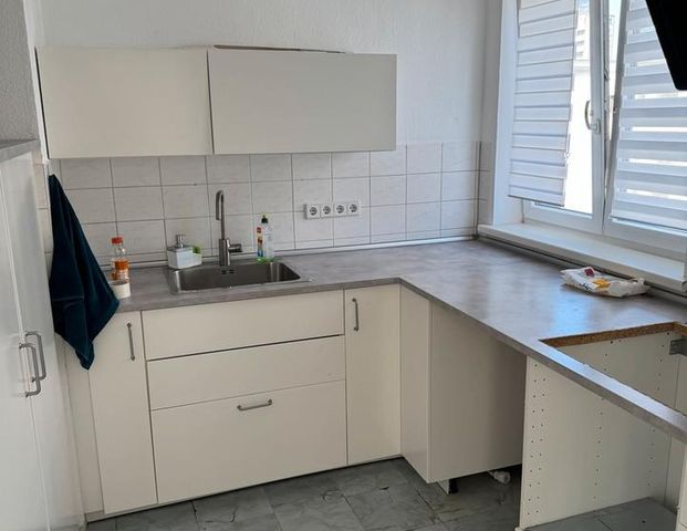 Sehr helle Zweizimmerwohnung zur Untermiete zur vermieten - Photo 1
