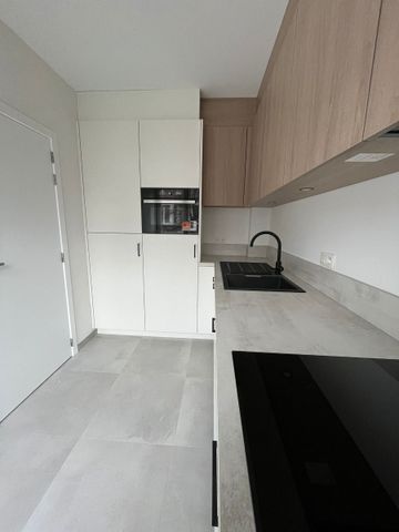 Recent gerenoveerd appartement in centrum Brasschaat - Photo 2