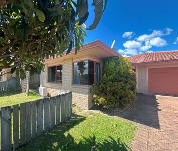 Family Home on Summerland - Papamoa - Photo 3