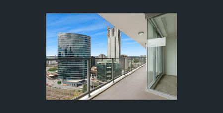 3 bedroom with 2 car space apartment with Parramatta city view for lease - Photo 5