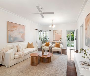 88 Boundary Road, Camp Hill QLD 4152 - House For Rent | Domain - Photo 1