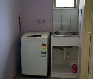 Tidy 4-Bedroom Home with Gully Views - Photo 1