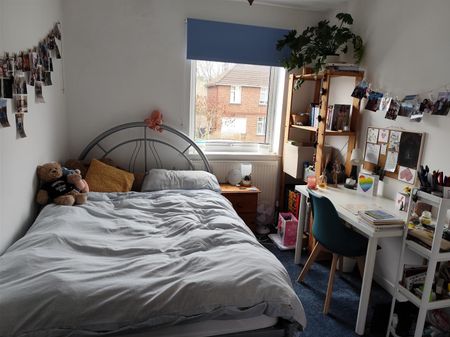 Glaisdale Road, Bristol - Photo 2