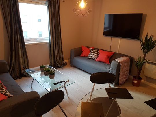 2 Bed Flat, Blackfriars Road, G1 - Photo 1