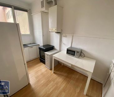 Location Appartement 2 pièces 54m² TOULON 83000 - Photo 2