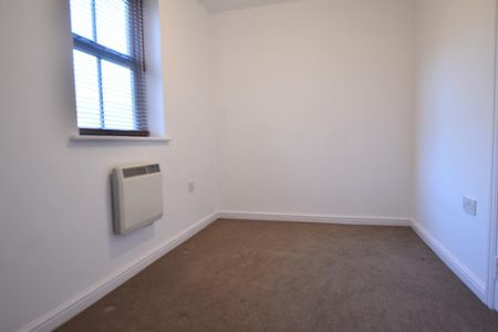 2 bedroom maisonette to rent - Photo 3