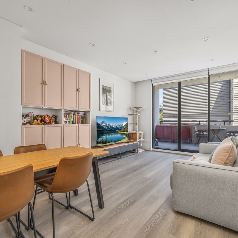 Furnished or Unfurnished Option I Pet Friendly I Quality Mirvac Building - Photo 1