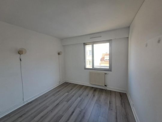3 Pièces 19-21 rue de Belfort Courbevoie (92400) - Photo 1