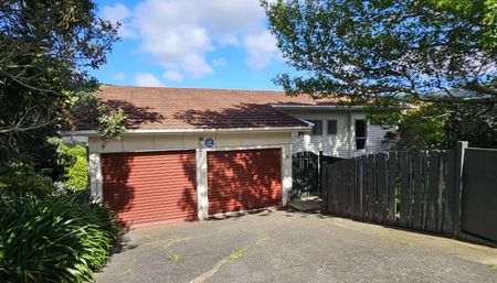 Handy location, 4 bedrooms - Photo 2