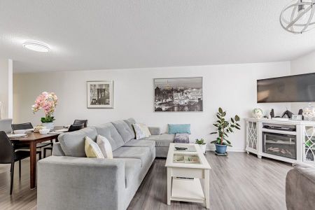 For Lease - 236 Albion Road Unit# 305, Toronto, Ontario - Photo 4