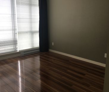 2 Bedroom - Photo 4