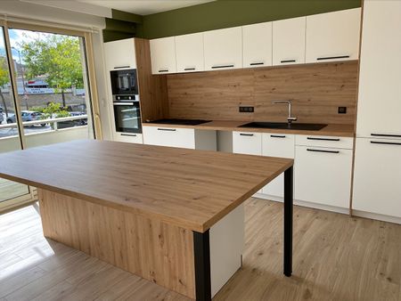 Appartement Niort 4 pièce(s) 109.64 m2 - Photo 3