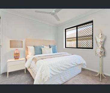 Single level, low maintenance home - Photo 5