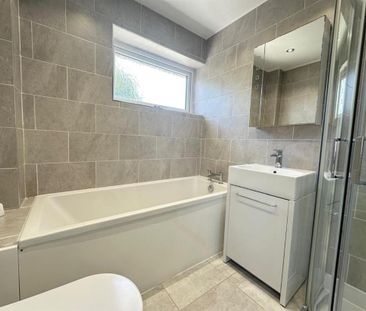 Stockwell Avenue, Brierley Hill - Photo 3