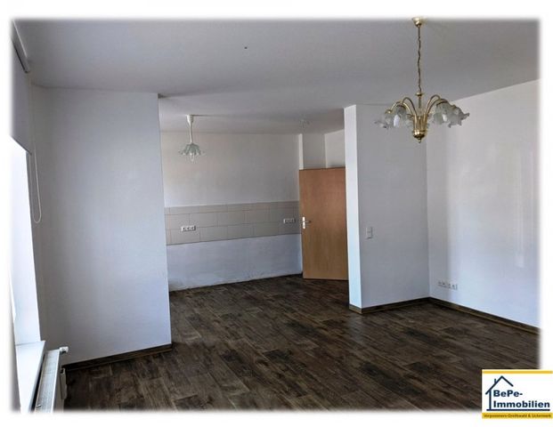 2 Raumwohnung, im modernisierten Altbau zu vermieten (Erdgeschoss) - Photo 1