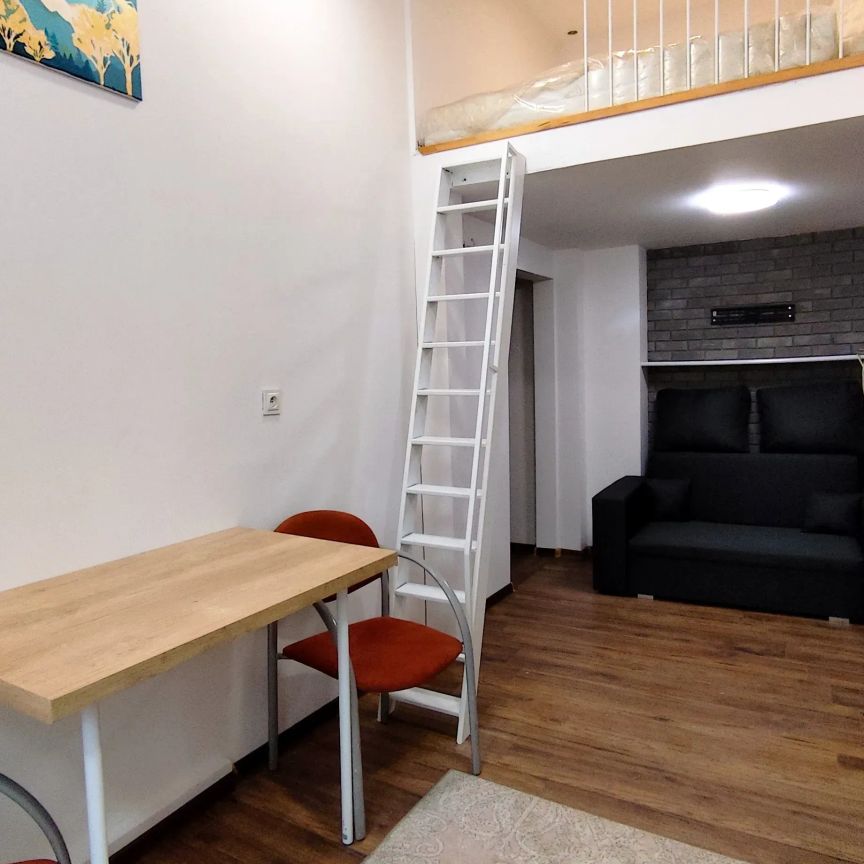 Kawalerka z antresolą przy Manufakturze - Photo 1