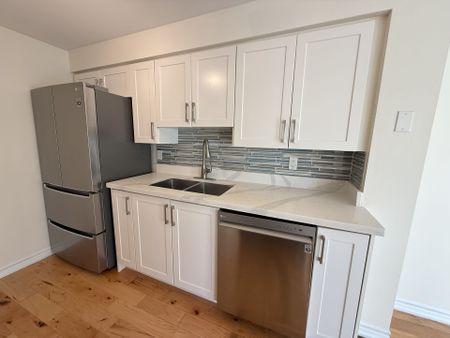 For Lease - 269 Dunsmore Lane, Barrie, Ontario - Photo 5