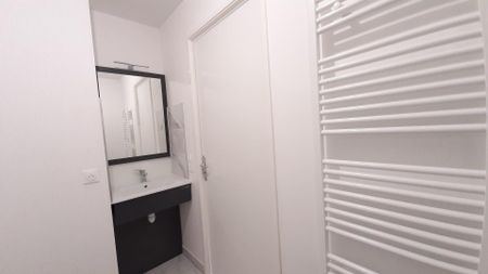 location Appartement T1 DE 30m² À BEZONS - Photo 2
