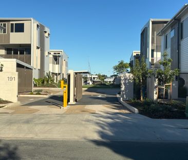 Unit 12/191 Quay Circuit, - Photo 4