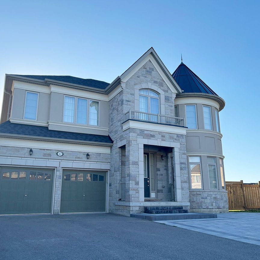 For Lease - Bsmt 42 Brown Court, Newmarket, Ontario - Photo 1