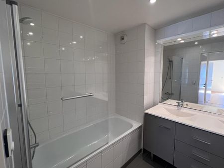 Location Appartement 4 pièces 103m² VIRY CHATILLON 91170 - Photo 3