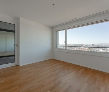 Stadtleben inklusive – 2.5 Zimmer mit Loggia - Photo 3