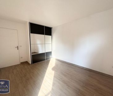 Location Appartement 2 pièces 49m² VALENCIENNES 59300 - Photo 3