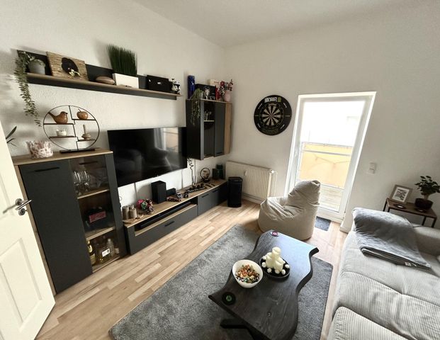 Sonnenverwöhnte 2-Zimmerwohnung inkl. Einbauküche in Stadtfeld Ost - Photo 1