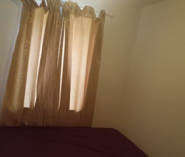 Room in a Shared House, Viola St, M11 - Photo 6